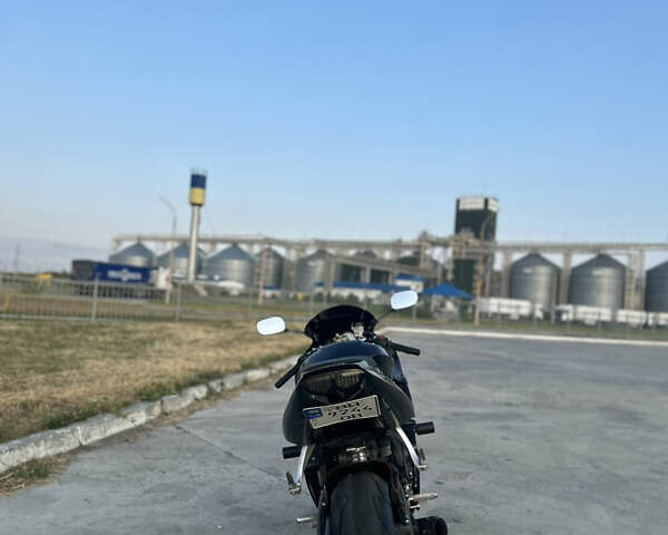 Чорний Ямаха YZF, об'ємом двигуна 0.6 л та пробігом 42 тис. км за 5500 $, фото 7 на Automoto.ua