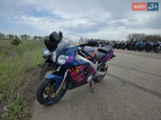 Синій Ямаха YZF, об'ємом двигуна 0.6 л та пробігом 30 тис. км за 4500 $, фото 4 на Automoto.ua