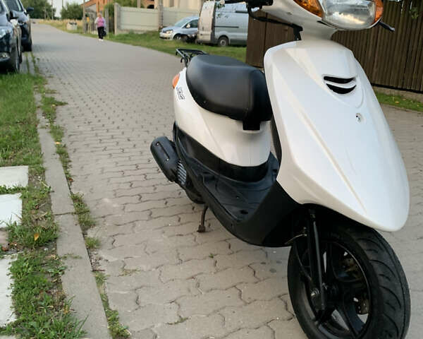 Белый Ямаха  Jog SA 39 ZR, объемом двигателя 0.05 л и пробегом 26 тыс. км за 739 $, фото 1 на Automoto.ua