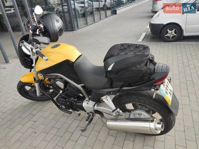 Желтый Ямаха BT, объемом двигателя 1.1 л и пробегом 12 тыс. км за 5000 $, фото 2 на Automoto.ua
