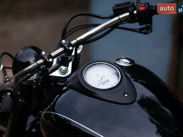 Ямаха Drag Star 1100 2005 в Кривом Роге на Automoto.ua Черный Ямаха Drag Star 1100, объемом двигателя 0 л и пробегом 35 тыс. км за 6999 $, фото 2 на Automoto.ua