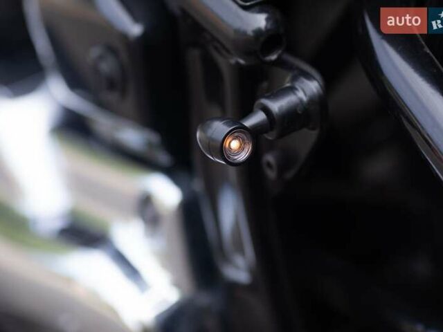 Ямаха Drag Star 1100 2005 в Кривом Роге на Automoto.ua Черный Ямаха Drag Star 1100, объемом двигателя 0 л и пробегом 35 тыс. км за 6999 $, фото 12 на Automoto.ua