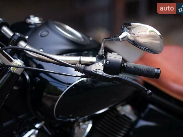 Ямаха Drag Star 1100 2005 в Кривом Роге на Automoto.ua Черный Ямаха Drag Star 1100, объемом двигателя 0 л и пробегом 35 тыс. км за 6999 $, фото 10 на Automoto.ua