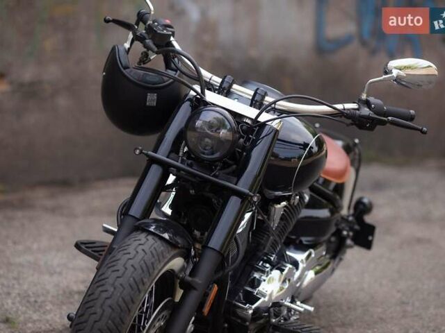 Ямаха Drag Star 1100 2005 в Кривом Роге на Automoto.ua Черный Ямаха Drag Star 1100, объемом двигателя 0 л и пробегом 35 тыс. км за 6999 $, фото 6 на Automoto.ua