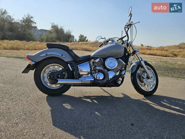 Серый Ямаха Drag Star 1100, объемом двигателя 1.1 л и пробегом 43 тыс. км за 6000 $, фото 3 на Automoto.ua