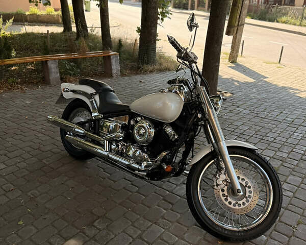 Белый Ямаха Drag Star 400, объемом двигателя 0.4 л и пробегом 34 тыс. км за 3700 $, фото 1 на Automoto.ua