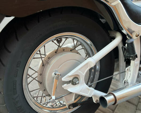 Белый Ямаха Drag Star 400, объемом двигателя 0.4 л и пробегом 28 тыс. км за 3600 $, фото 8 на Automoto.ua