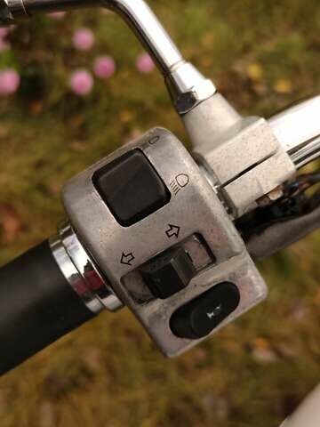 Белый Ямаха Drag Star 400, объемом двигателя 0.4 л и пробегом 30 тыс. км за 3800 $, фото 34 на Automoto.ua