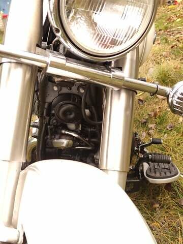 Белый Ямаха Drag Star 400, объемом двигателя 0.4 л и пробегом 30 тыс. км за 3800 $, фото 31 на Automoto.ua