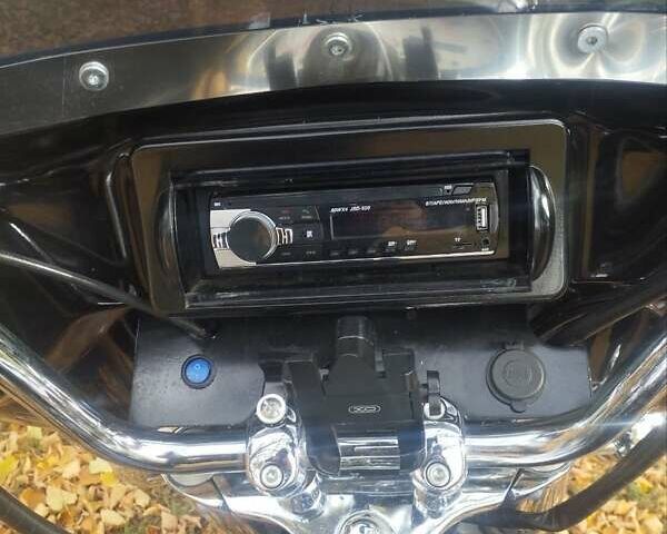 Черный Ямаха Drag Star 400, объемом двигателя 0.4 л и пробегом 43 тыс. км за 5300 $, фото 3 на Automoto.ua