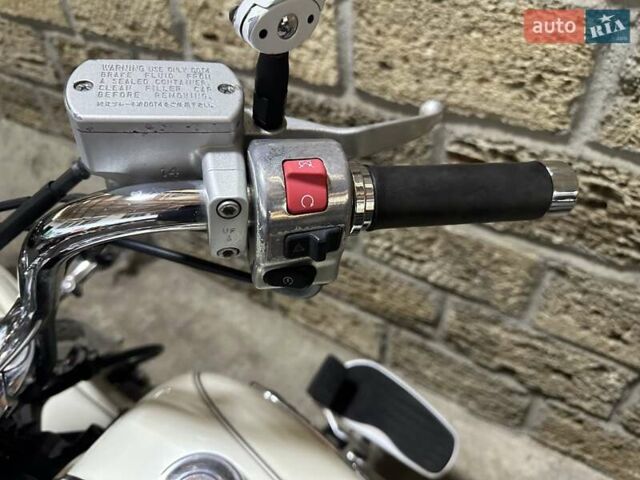 Ямаха Drag Star 400, объемом двигателя 0 л и пробегом 36 тыс. км за 3900 $, фото 5 на Automoto.ua