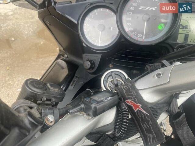 Черный Ямаха FJR 1300, объемом двигателя 0 л и пробегом 28 тыс. км за 6950 $, фото 9 на Automoto.ua