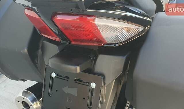 Черный Ямаха FJR 1300, объемом двигателя 0 л и пробегом 50 тыс. км за 10300 $, фото 16 на Automoto.ua