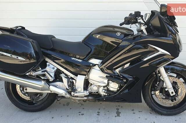 Черный Ямаха FJR 1300, объемом двигателя 0 л и пробегом 50 тыс. км за 10300 $, фото 1 на Automoto.ua