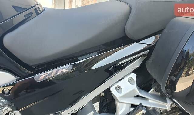 Черный Ямаха FJR 1300, объемом двигателя 0 л и пробегом 50 тыс. км за 10300 $, фото 6 на Automoto.ua