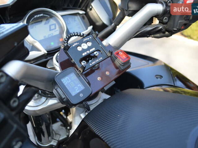 Коричневый Ямаха FJR 1300, объемом двигателя 0 л и пробегом 38 тыс. км за 12700 $, фото 16 на Automoto.ua