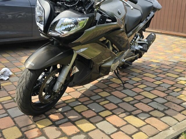 Ямаха FJR 1300, объемом двигателя 1.3 л и пробегом 0 тыс. км за 7000 $, фото 1 на Automoto.ua