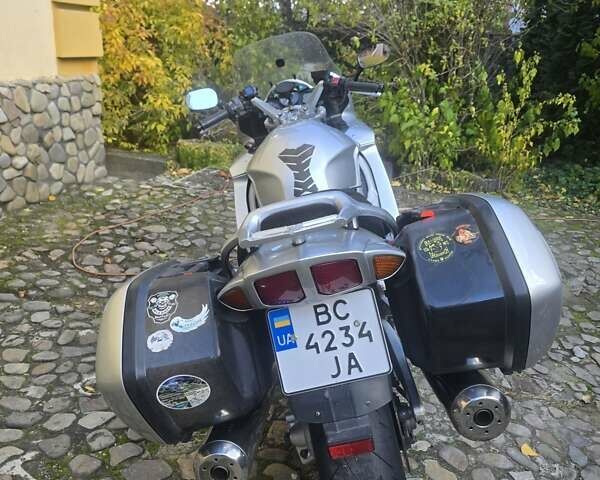 Ямаха FJR 1300 2002 в Черновцах на Automoto.ua Серый Ямаха FJR 1300, объемом двигателя 1.3 л и пробегом 102 тыс. км за 5200 $, фото 8 на Automoto.ua