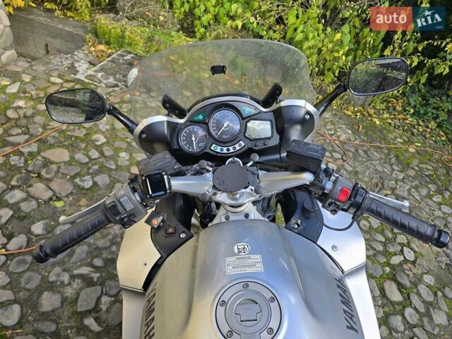 Ямаха FJR 1300 2002 в Черновцах на Automoto.ua Серый Ямаха FJR 1300, объемом двигателя 1.3 л и пробегом 102 тыс. км за 5200 $, фото 6 на Automoto.ua
