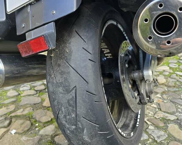 Ямаха FJR 1300 2002 в Черновцах на Automoto.ua Серый Ямаха FJR 1300, объемом двигателя 1.3 л и пробегом 102 тыс. км за 5200 $, фото 9 на Automoto.ua