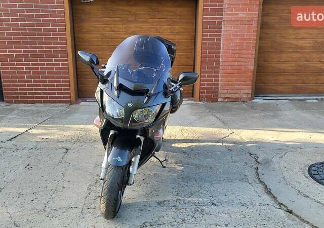 Серый Ямаха FJR 1300, объемом двигателя 1.3 л и пробегом 61 тыс. км за 8000 $, фото 2 на Automoto.ua