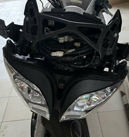 Серый Ямаха FJR 1300, объемом двигателя 1.3 л и пробегом 30 тыс. км за 7000 $, фото 1 на Automoto.ua
