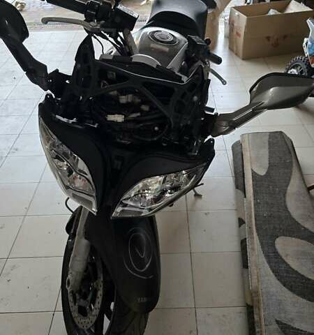Серый Ямаха FJR 1300, объемом двигателя 1.3 л и пробегом 30 тыс. км за 7000 $, фото 3 на Automoto.ua