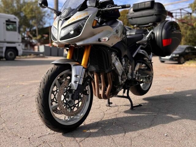 Ямаха FZ-1, объемом двигателя 1 л и пробегом 0 тыс. км за 5700 $, фото 1 на Automoto.ua