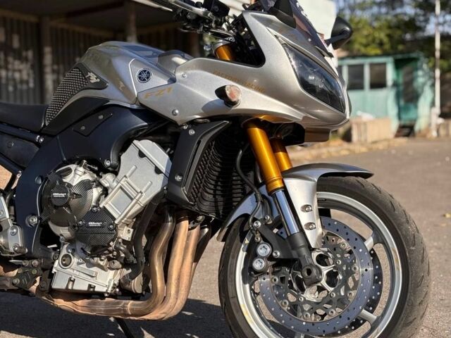 Ямаха FZ-1, объемом двигателя 1 л и пробегом 0 тыс. км за 5700 $, фото 10 на Automoto.ua