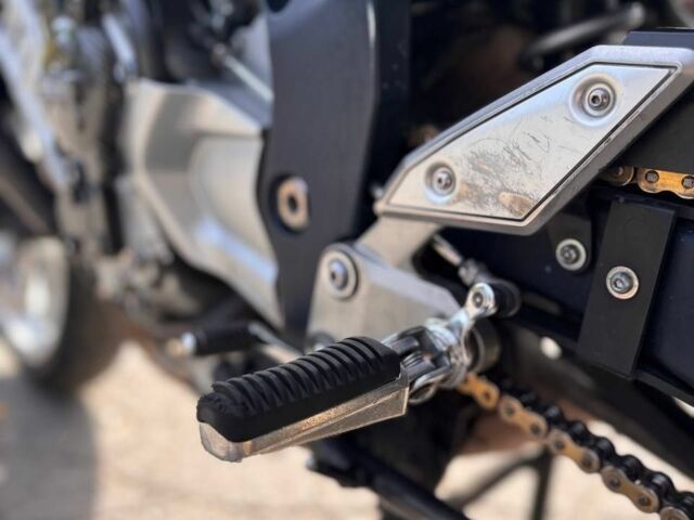 Ямаха FZ-1, объемом двигателя 1 л и пробегом 0 тыс. км за 5700 $, фото 15 на Automoto.ua