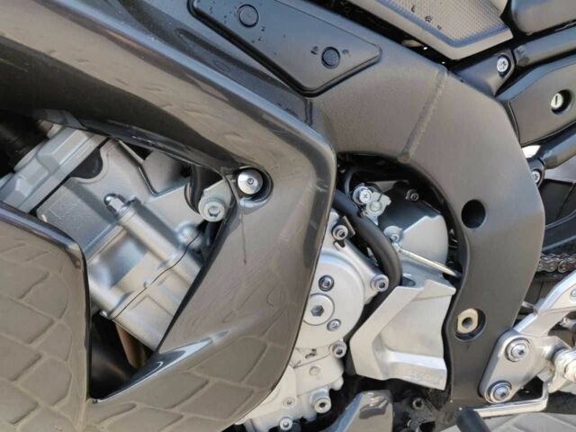 Ямаха FZ-1, объемом двигателя 1 л и пробегом 0 тыс. км за 6580 $, фото 9 на Automoto.ua