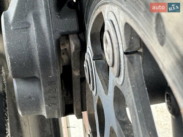 Сірий Ямаха FZ-1, об'ємом двигуна 1 л та пробігом 33 тис. км за 6400 $, фото 8 на Automoto.ua