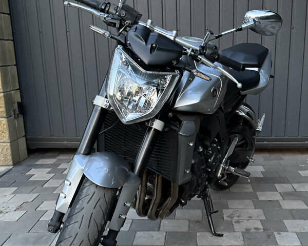 Сірий Ямаха FZ-1, об'ємом двигуна 1 л та пробігом 33 тис. км за 6400 $, фото 5 на Automoto.ua