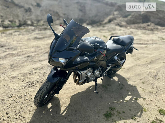 Чорний Ямаха FZ1 Fazer, об'ємом двигуна 1 л та пробігом 40 тис. км за 6700 $, фото 7 на Automoto.ua