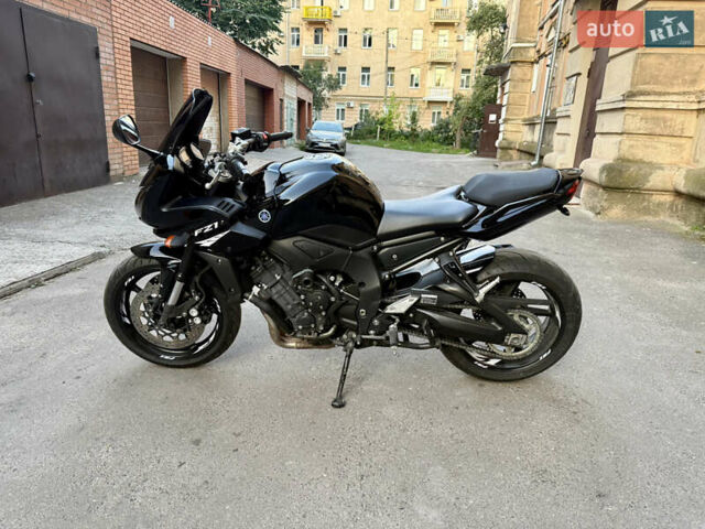 Черный Ямаха FZ1 Fazer, объемом двигателя 1 л и пробегом 43 тыс. км за 7200 $, фото 1 на Automoto.ua