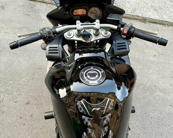 Черный Ямаха FZ1 Fazer, объемом двигателя 1 л и пробегом 43 тыс. км за 7200 $, фото 7 на Automoto.ua