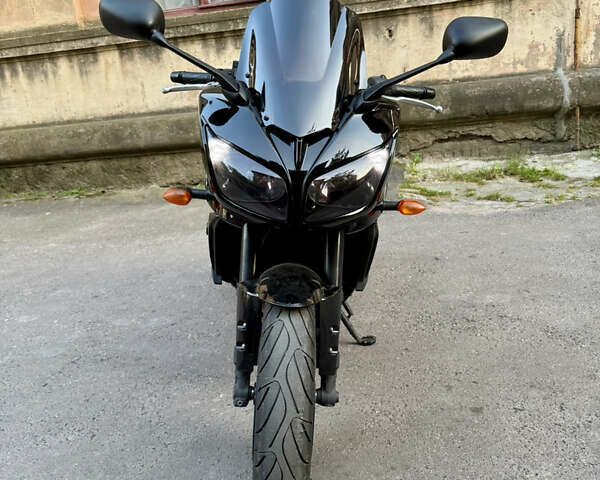 Черный Ямаха FZ1 Fazer, объемом двигателя 1 л и пробегом 43 тыс. км за 7200 $, фото 9 на Automoto.ua