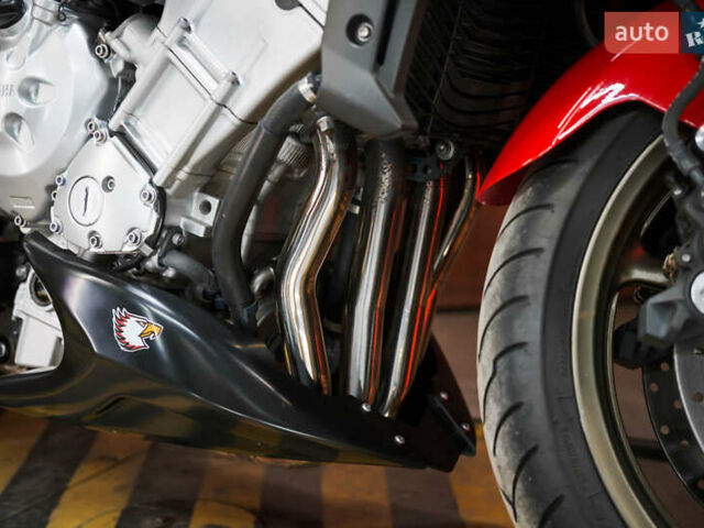 Ямаха FZ1 Fazer, об'ємом двигуна 1 л та пробігом 29 тис. км за 8000 $, фото 11 на Automoto.ua
