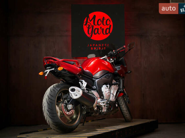 Ямаха FZ1 Fazer, об'ємом двигуна 1 л та пробігом 29 тис. км за 8000 $, фото 5 на Automoto.ua