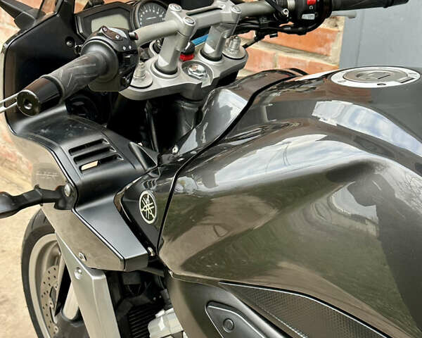 Ямаха FZ1 Fazer, объемом двигателя 1 л и пробегом 24 тыс. км за 7000 $, фото 20 на Automoto.ua