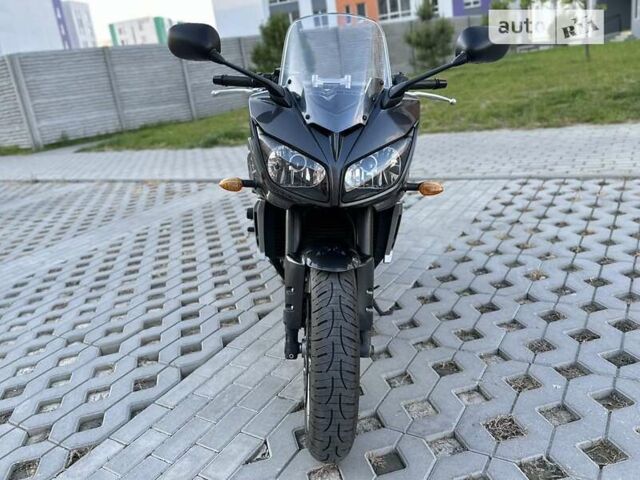 Ямаха FZ1 Fazer, об'ємом двигуна 1 л та пробігом 65 тис. км за 5990 $, фото 1 на Automoto.ua