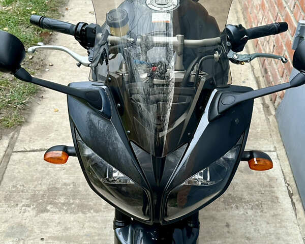 Ямаха FZ1 Fazer, объемом двигателя 1 л и пробегом 24 тыс. км за 7000 $, фото 8 на Automoto.ua