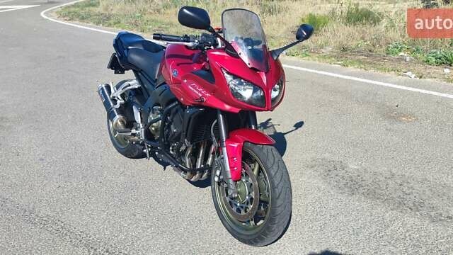 Ямаха FZ1 Fazer, об'ємом двигуна 0 л та пробігом 31 тис. км за 7900 $, фото 1 на Automoto.ua
