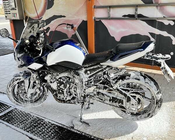 Ямаха FZ1 Fazer, об'ємом двигуна 0 л та пробігом 14 тис. км за 7000 $, фото 4 на Automoto.ua