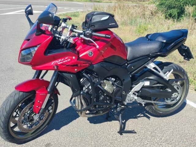 Ямаха FZ1 Fazer, об'ємом двигуна 1 л та пробігом 0 тис. км за 7700 $, фото 5 на Automoto.ua