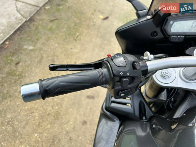 Серый Ямаха FZ1 Fazer, объемом двигателя 1 л и пробегом 30 тыс. км за 7000 $, фото 27 на Automoto.ua