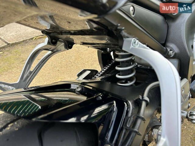 Серый Ямаха FZ1 Fazer, объемом двигателя 1 л и пробегом 30 тыс. км за 7000 $, фото 18 на Automoto.ua