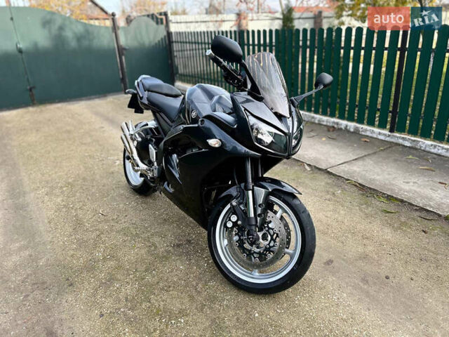 Серый Ямаха FZ1 Fazer, объемом двигателя 1 л и пробегом 30 тыс. км за 7000 $, фото 33 на Automoto.ua