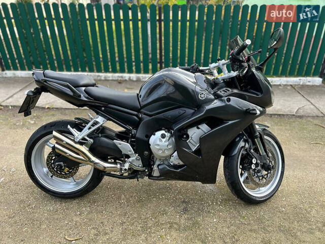 Серый Ямаха FZ1 Fazer, объемом двигателя 1 л и пробегом 30 тыс. км за 7000 $, фото 34 на Automoto.ua