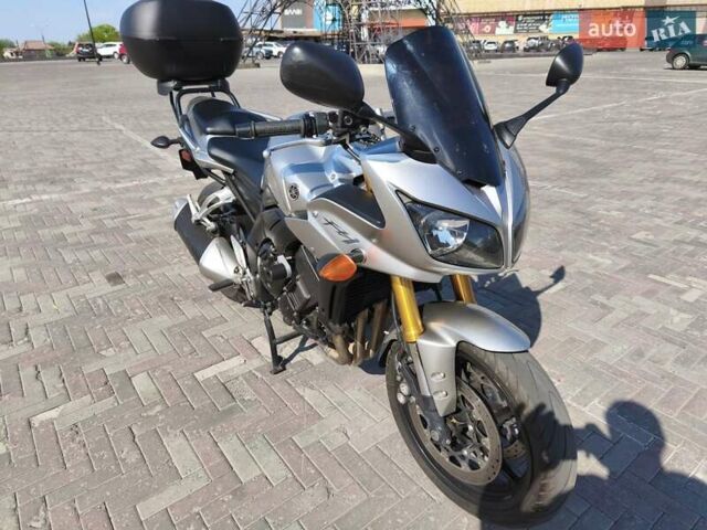 Серый Ямаха FZ1 Fazer, объемом двигателя 1 л и пробегом 53 тыс. км за 6800 $, фото 14 на Automoto.ua